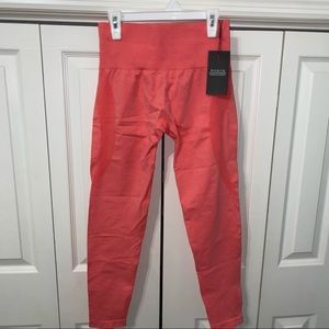 NVGTN contour leggings